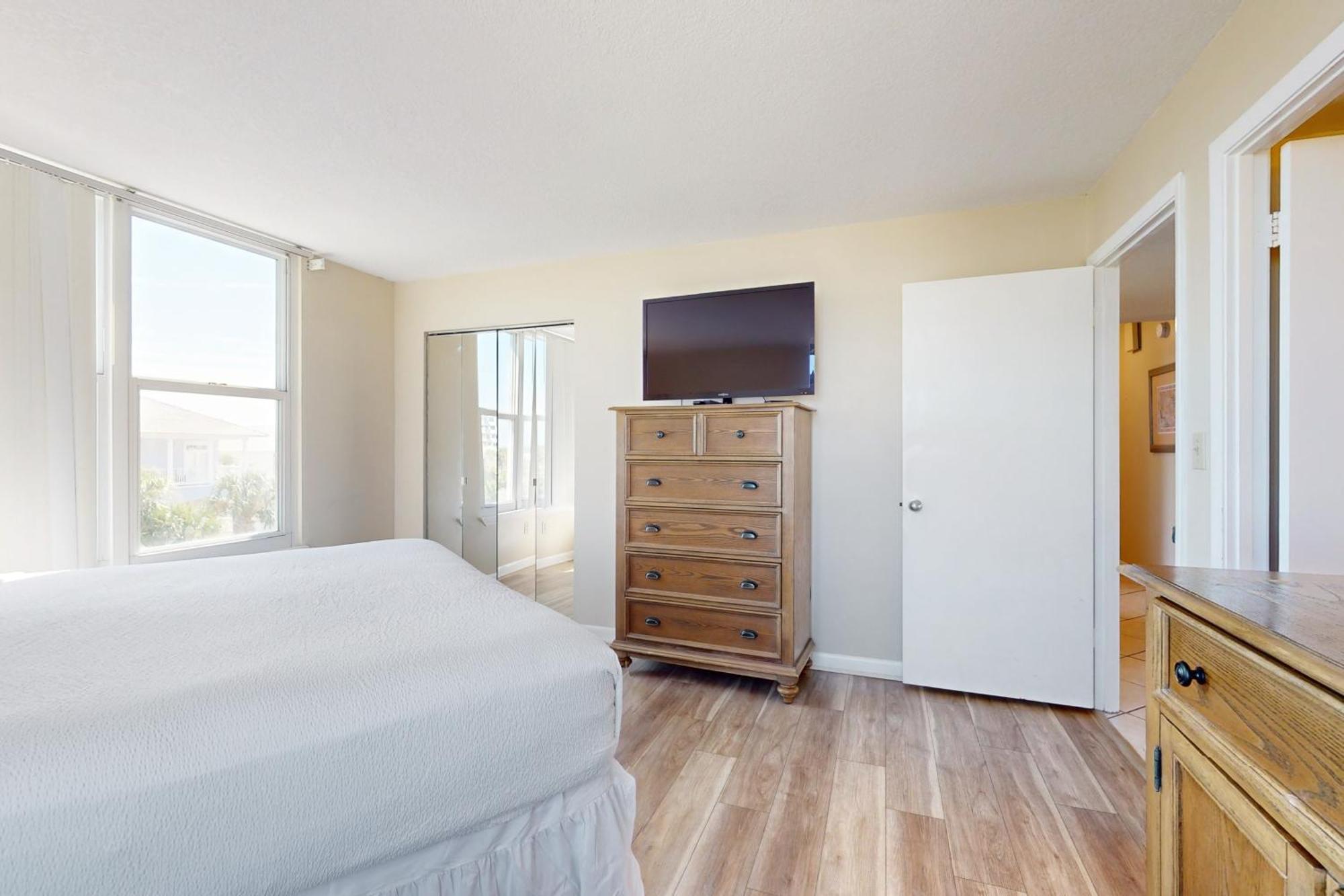 Magnolia House At Destin Pointe II Apartment Room photo