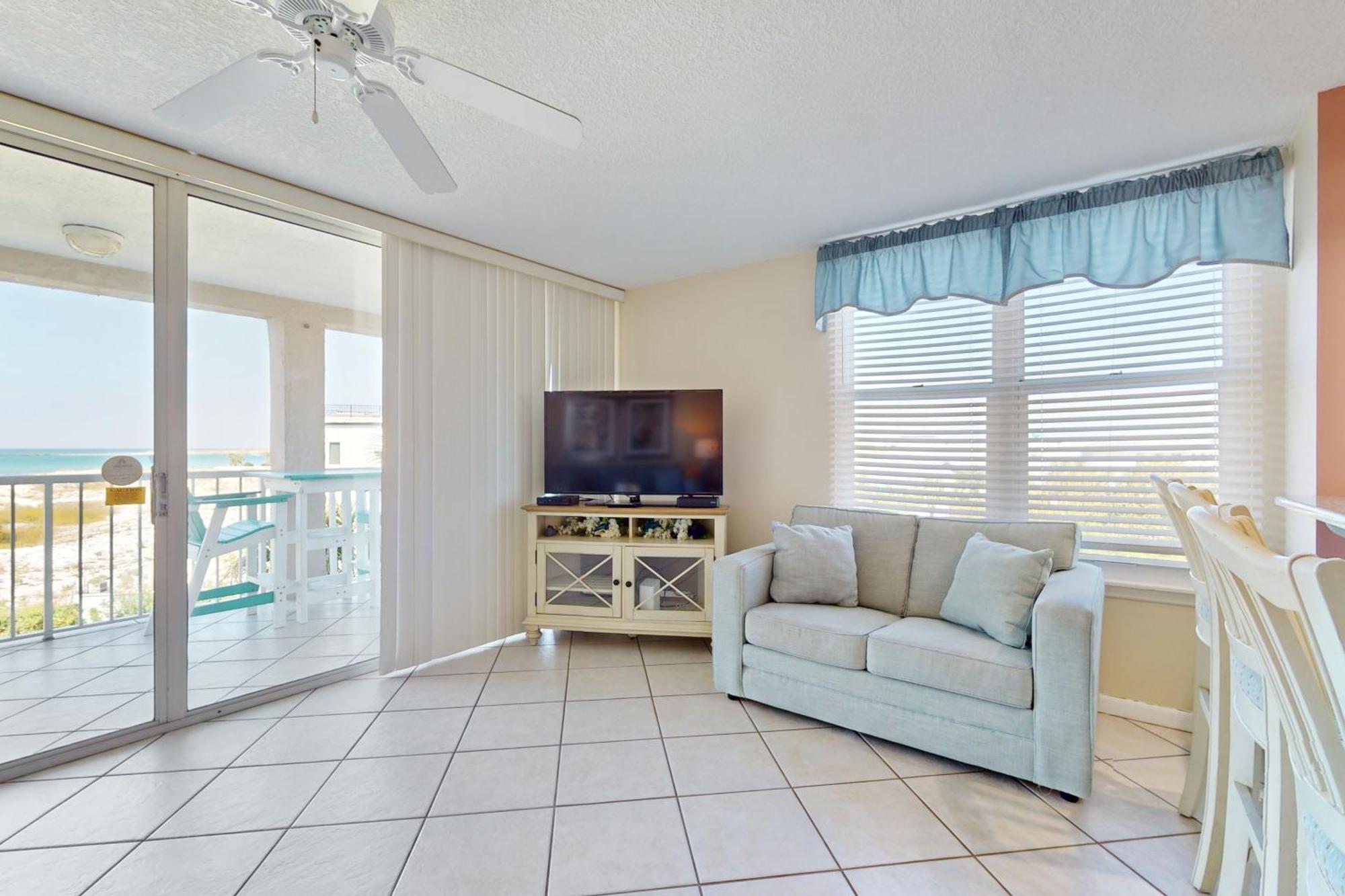 Magnolia House At Destin Pointe II Apartment Room photo